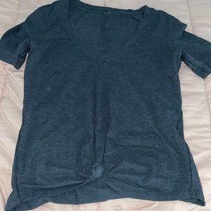 Lululemon t shirt